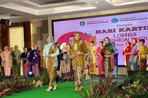 Kalimantan Barat pada Kontes Peragaan Busana Internasional